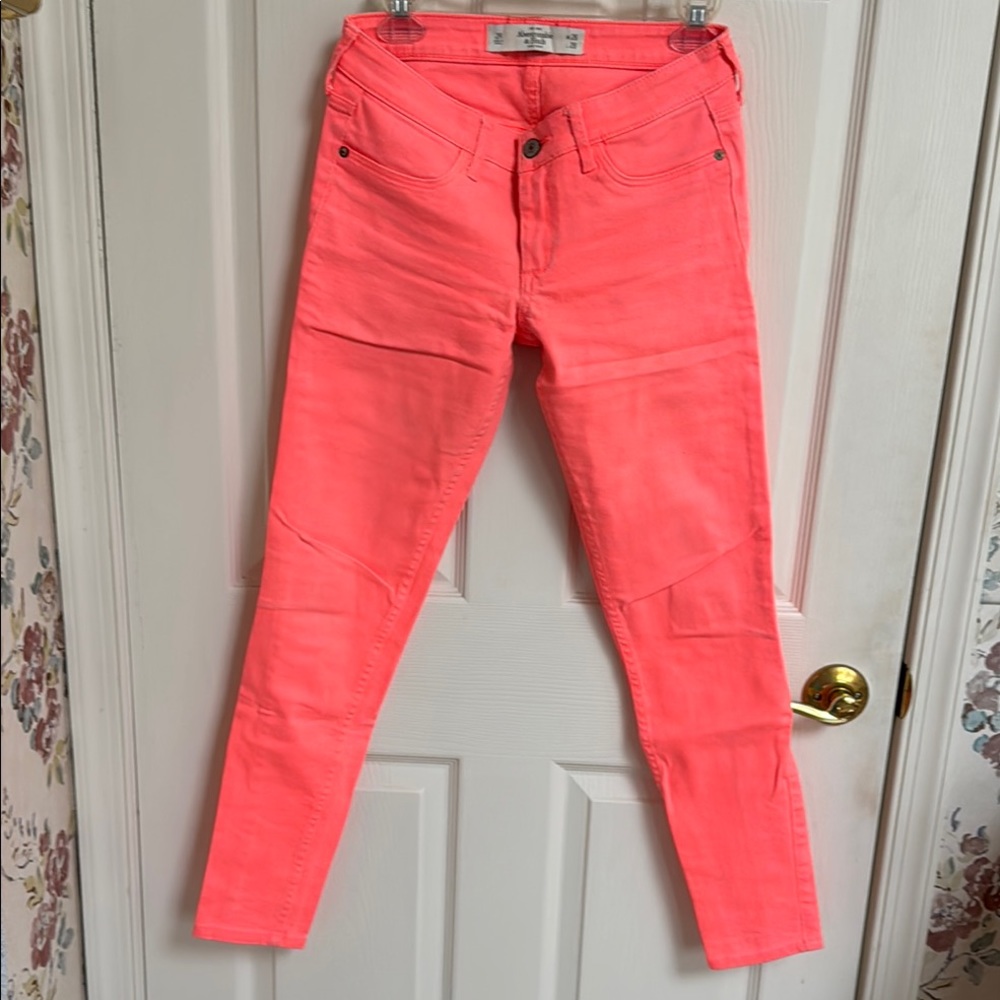 Abercrombie & Fitch Coral Jeans